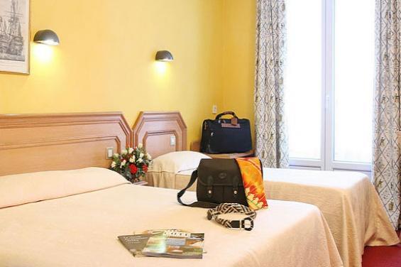Des Mines 3* París